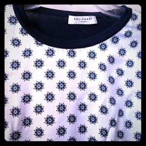 Equipment silk and cotton blend sweater.